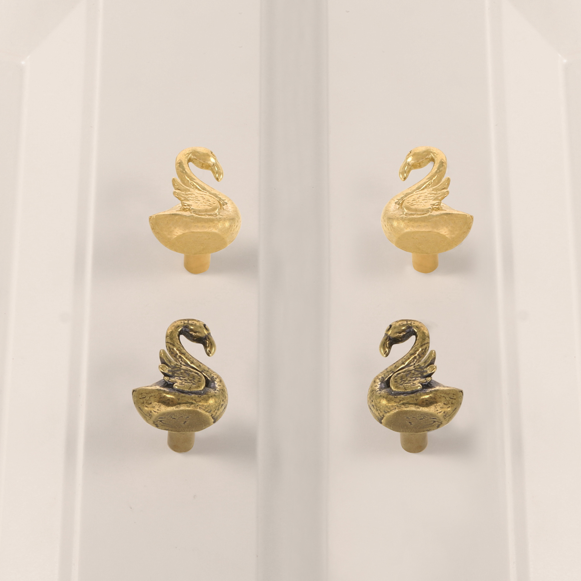 Vintage Furniture Hardware Pulls - フラミンゴのドアハンドル、キャビネットプル、ドアメタルハンドルノブ、真鍮ノブ、ヴィンテージ装飾引き出しDIY用