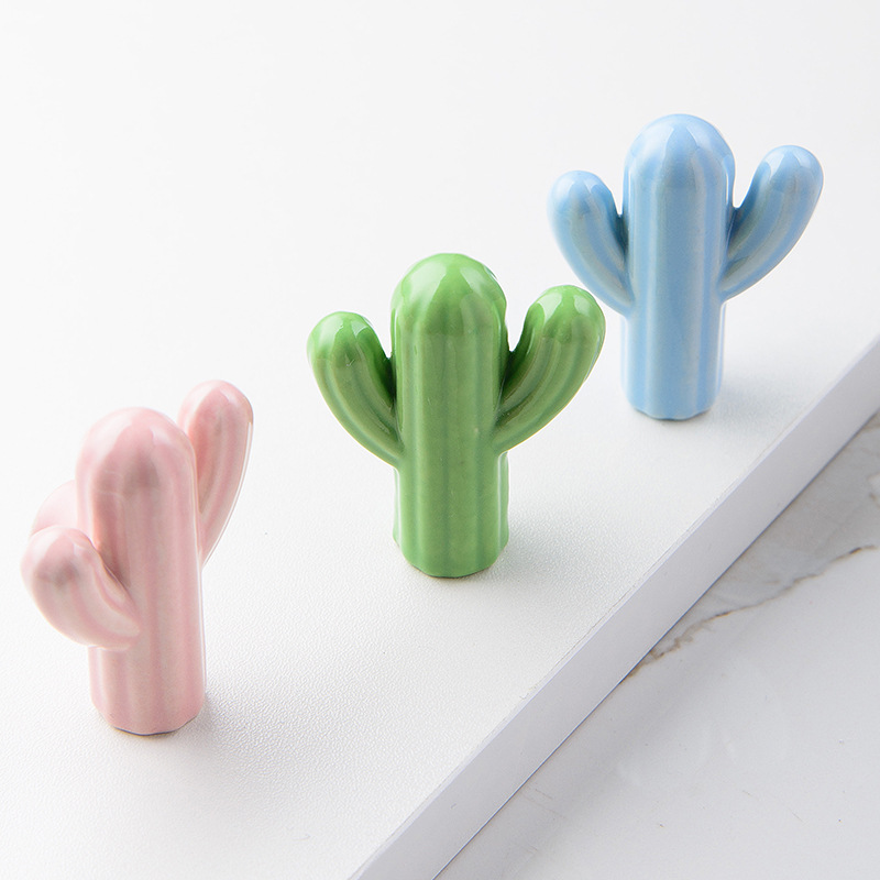1/4個入り カラフルなセラミックサボテンキャビネットノブ、 - Unique Furniture Hardware Pulls のレビューと価格