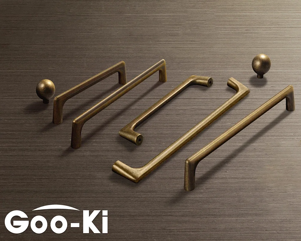 アンティーク真鍮のアーチ型のキャビネット,真ちゅう製の引き出 - Vintage Furniture Hardware Pulls のレビューと価格